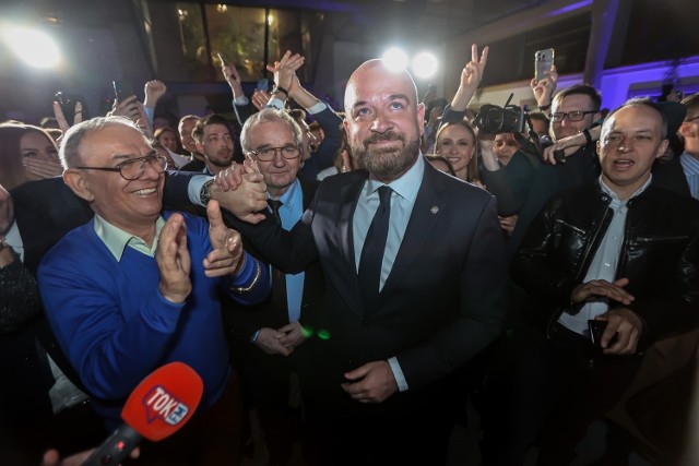 Jacek Sutryk będzie prezydentem Wrocławia przez kolejną kadencję.