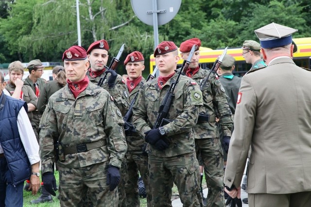 W Łodzi odsłonięto pomnik Powstańców Warszawskich