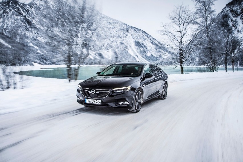 Opel Insignia Grand Sport...