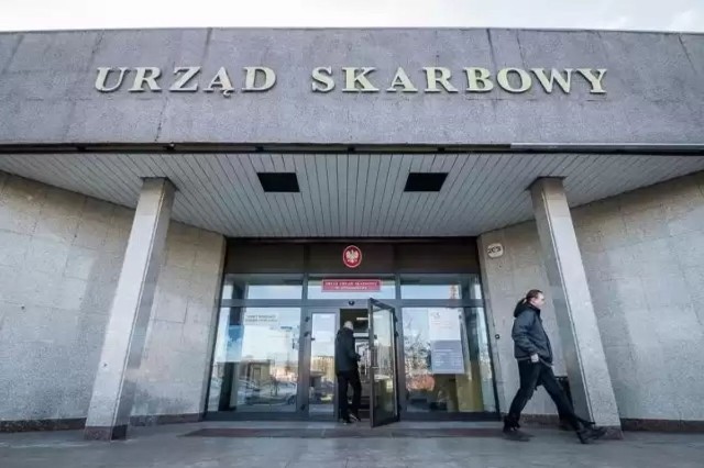 Czekamy na informacje na temat dodatków świątecznych w bydgoskich urzędach skarbowych