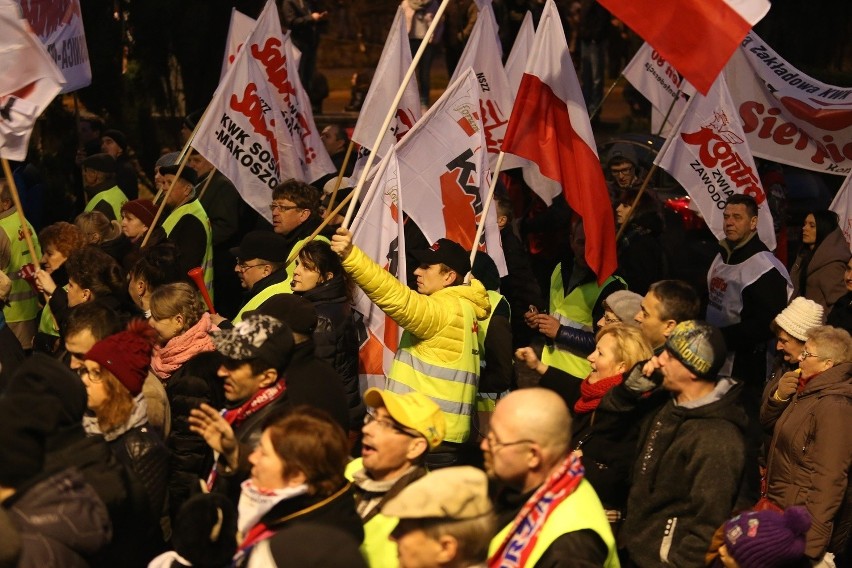 Strajk górników w kopalniach bez konsekwencji służbowych -...