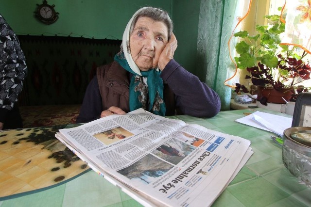 89 - letnia Wacława Głodowicz z żalem w oczach patrzy na obietnice, które otrzymała na lamach „Echa Dnia” w ubiegłym roku.