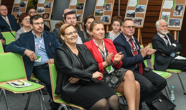 To dzień pełen dyskusji, paneli, wymiany doświadczeń i wręczenia nagród. W Bydgoszczy odbywa się 6. Forum Rolnicze "Gazety Pomorskiej". Zobaczcie zdjęcia.