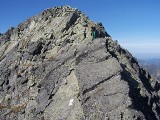 Tatry. Turystka sama w czasie burzy pod Mięguszowieckim Szczytem Wielkim czekała na ratunek TOPR.  Koledzy ją zostawili