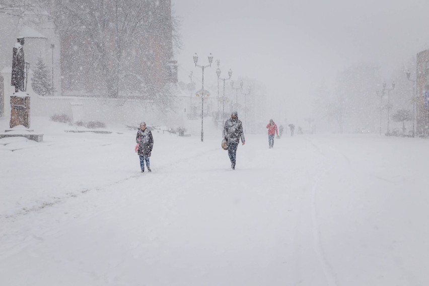 Pogoda w Białymstoku i woj. podlaskim: 30.01.2019. Synoptycy wydali ostrzeżenie przed oblodzeniem [WIDEO]