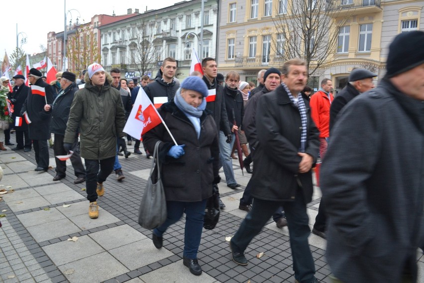 Święto Niepodległości w Częstochowie. Msza święta w Archikatedrze i marsz aleją NMP [ZDJĘCIA]