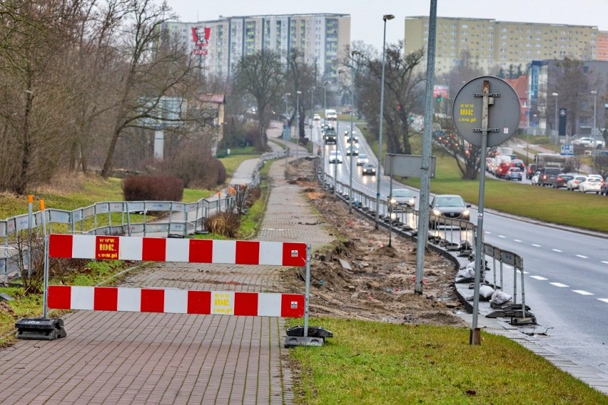 Prace drogowe przy ulicy Mieszka I w Szczecinie