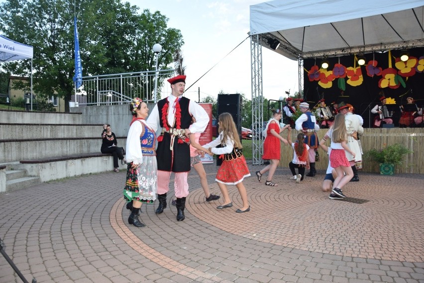 Festiwal Godki 2018. Znamy wyniki konkursów na najlepszych gawędziarzy, tancerzy, śpiewaków [NOWE ZDJĘCIA]