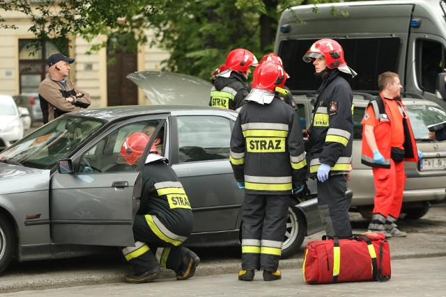 W podbydgoskich Makowiskach zderzyły się dwa auta osobowe - informuje nas dyżurny Komendy Głównej Państwowej Straży Pożarnej w Bydgoszczy. Na miejscu działa jeden zastęp strażaków oraz policja. czytaj więcej ►Obejrzyj piąty odcinek "Ale co? Deszczowe H2O":