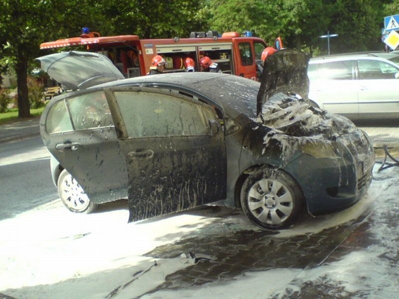 Spłonął samochód w Mońkach