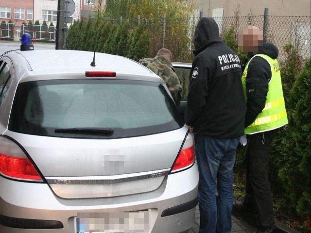 Włamywacze zostali zatrzymani niemal na gorącym uczynku. Dwóch inowrocławian za włamania w podtoruńskiej Brzozówce poczeka na proces za kratami, trzeci dostał dozór policji.