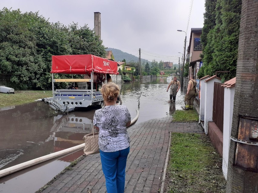 Powódź w Czerwionce-Leszczynach po oberwaniu chmury.