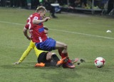 Raków - Odra Opole 0:0 TRANSMISJA NA ŻYWO WYNIK W Częstochowie piłkarze zagrają przy światłach. Kibice szykują oprawę