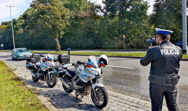 Koszalińscy policjanci w ostatni weekend wakacji byli obecni na drogach Koszalina i regionu, by zapewnić bezpieczeństwo podróżującym.