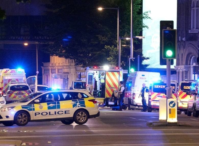 Zamach w Londynie. Ataki terrorystyczne: London Bridge,...