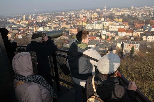 Wieża Ciśnień na Wzgórzu Dąbrowskiego już stała się lubianym punktem widokowym