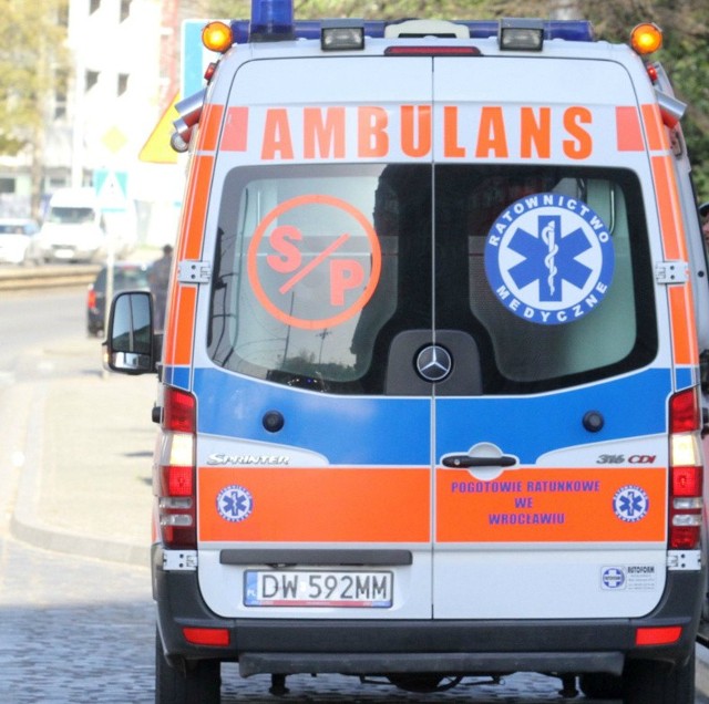 Dwie osoby w szpitalu i pięć rozbitych samochodów to bilans wypadków, do których doszło dziś w Borównie i Mąkowarsku.