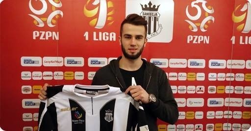 Mateusz Wdowiak będzie występował w Sandecji Nowy Sącz z numerem 9