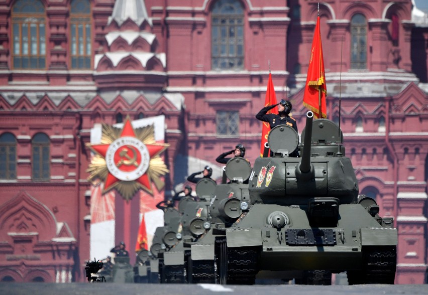 Rosja: Parada zwycięstwa odbyła się w Moskwie i innych miastach kraju (VIDEO)