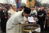 Święcenie wody nad Odrą we Wrocławiu. Byli biskupi różnych wyznań i setki wrocławian. To święto Jordanu. Zobaczcie zdjęcia!