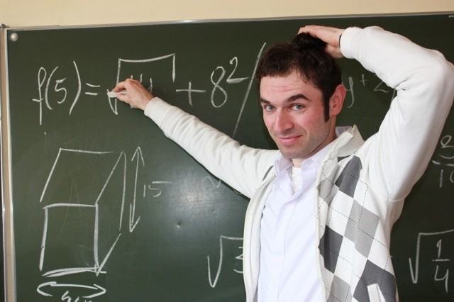 - Jestem typowym humanistą, ale z matematyką zawsze jakoś sobie radziłem - mówi Krzysztof Stanik, student WSZiA.