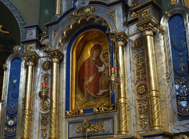 Ikona „BramaMiłosierdzia” z cerkwi Przemienienia Pańskiego w Jarosławiu przedstawia Matkę Bożą z Jezusem