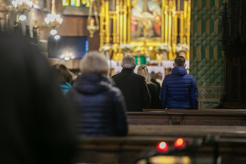 Młodzi to grupa najszybciej odchodząca z Kościoła....