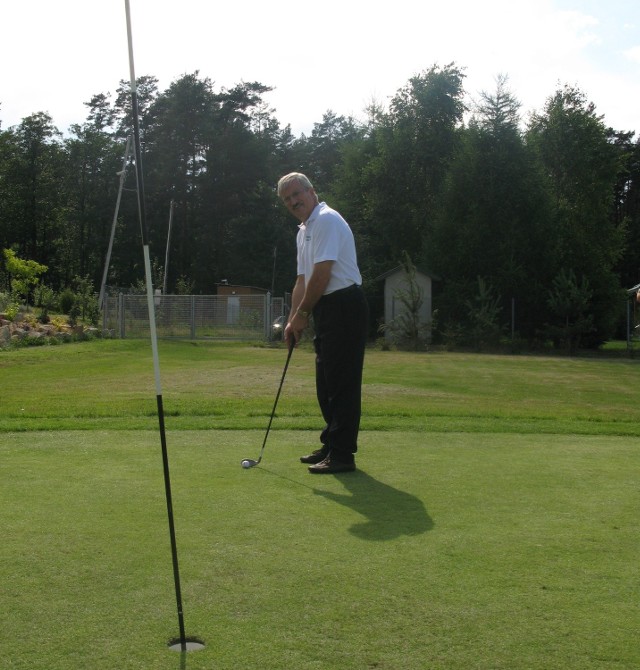 Stanisław Sroka, prezes Transsystemu lubi grę w golfa.