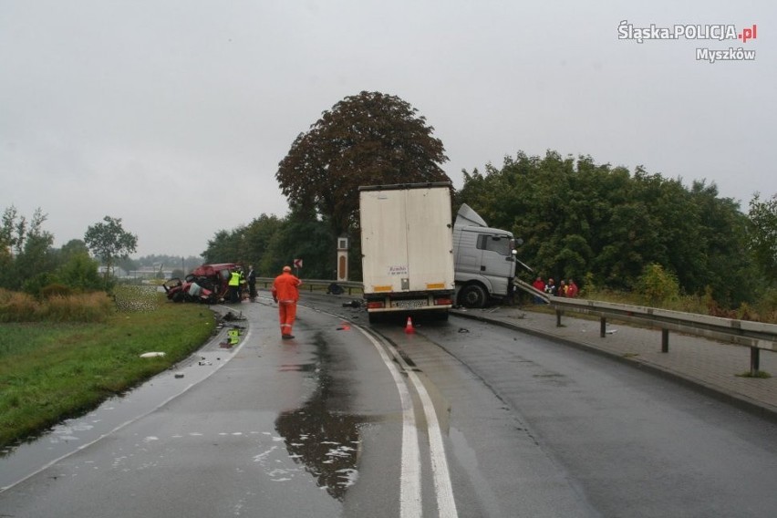 W wypadku w Koziegłowach zginęły 2 osoby