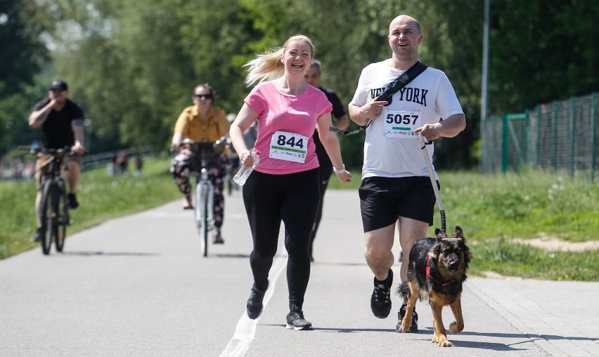 Na zdjęciu uczestnicy Run Hau w Rzeszowie