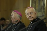 Abp Stanisław Gądecki twierdzi, że prezydent Duda proponuje nową formę eutanazji, a Netflix homoseksualizm i rozwiązłość