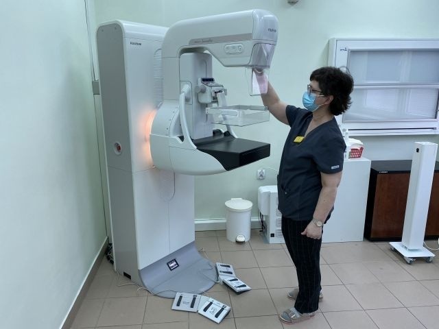 Nowy mammograf w pracowni WOMP w Szczecinie. Panie mogą korzystać z bezpłatnych badań