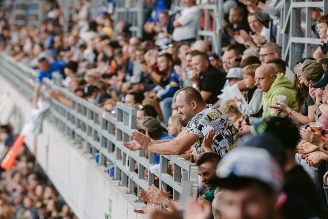 Walkę o tytuł mistrza Polski na żużlu w Rzeszowie oglądało kilka tysięcy widzów