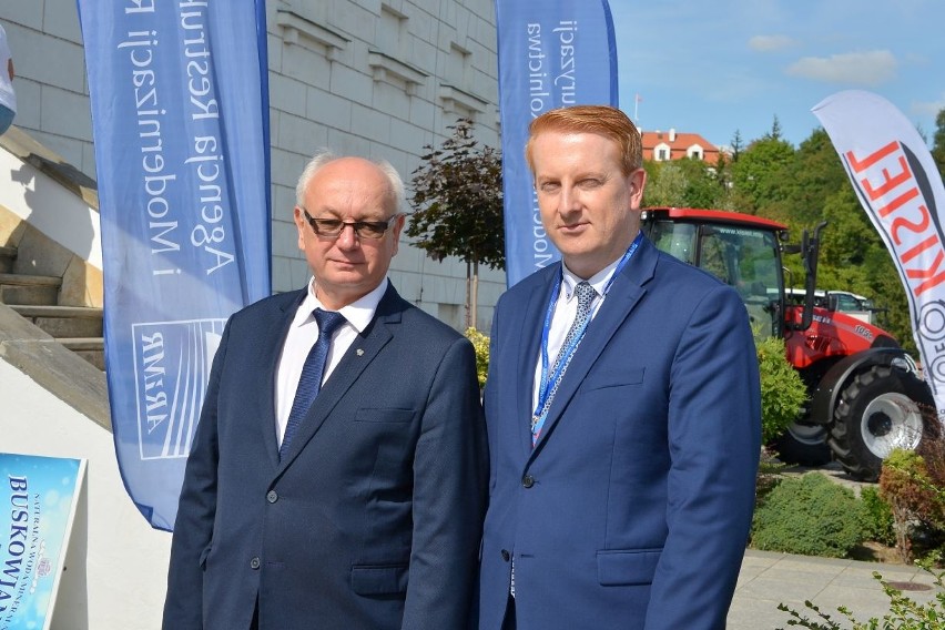 Świętokrzyski Oddział Agencji Restrukturyzacji i Modernizacji Rolnictwa w Sandomierzu świętował jubileusz 25-lecia istnienia [ZDJĘCIA]