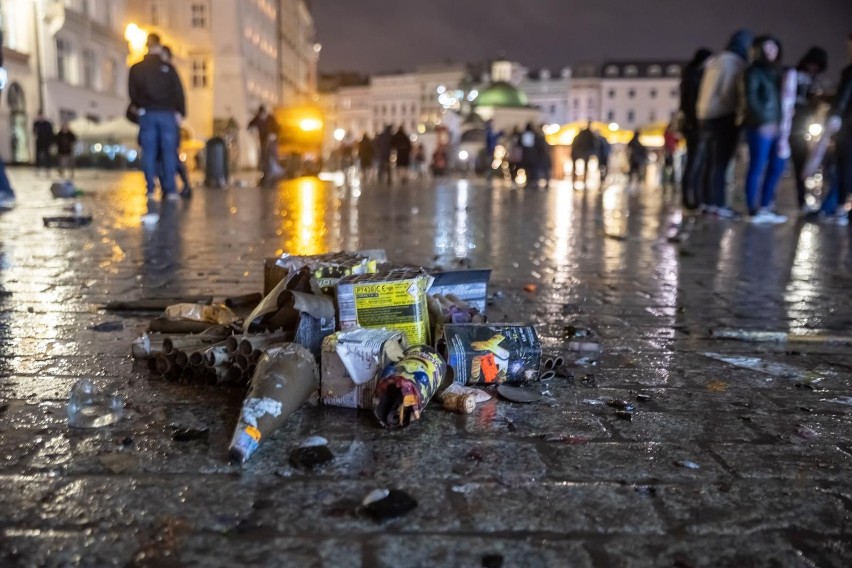 Sprzątanie po sylwestrze w Krakowie