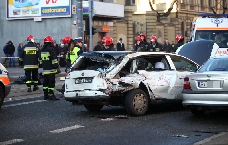 Wypadek Piotrkowska. Dwie osoby nie żyją. Motorniczy był pijany! Posłuchaj, co mówił po wypadku