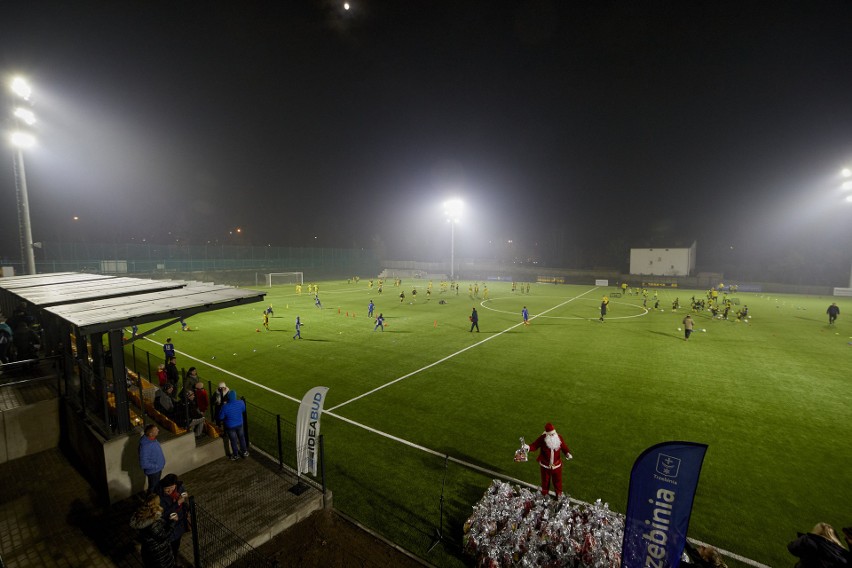 Otwarto nowoczesny stadion w Trzebini