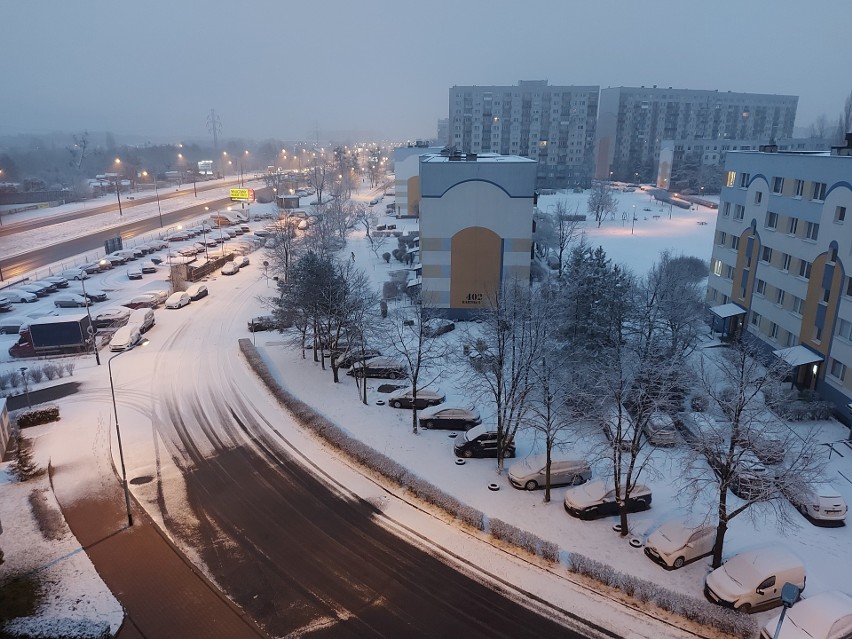 Pogoda w Łodzi. Sypnęło śniegiem! Zima w marcu nie odpuszcza. Kiedy będzie ciepło?