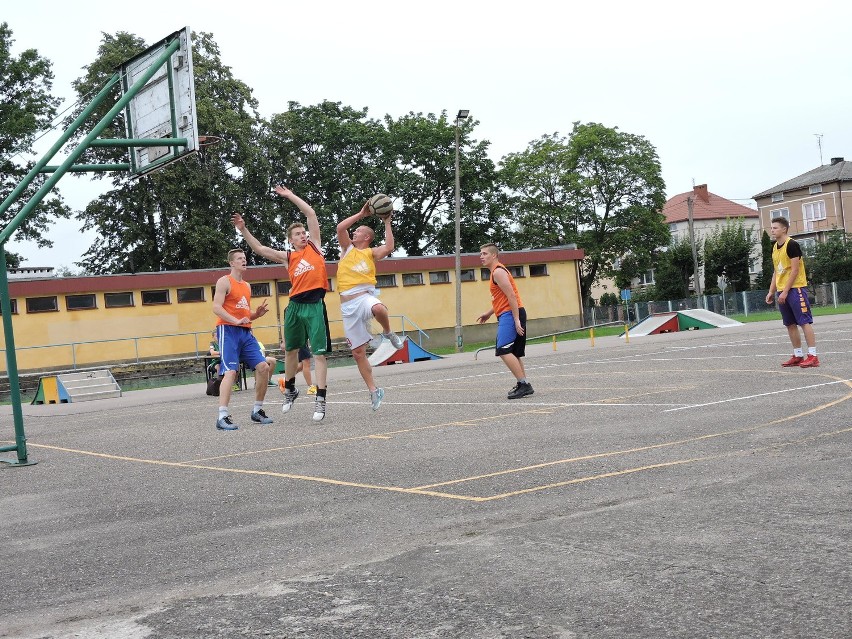 Turniej amatorskiej koszykówki na MOSiR