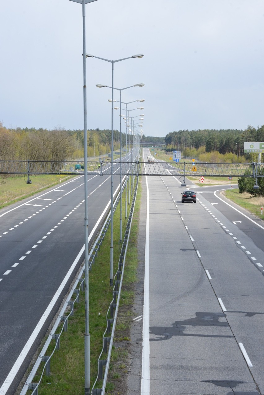 Fatalny stan autostrady A18 - jezdnia południowa