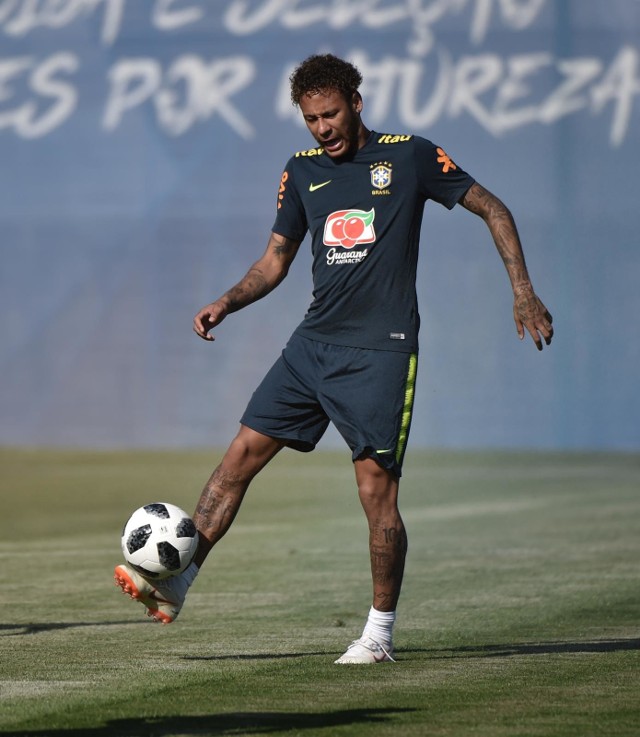 Neymar ma za sobą nieudany sezon. Nie tylko w klubie, bo bo razem Brazylią zawiódł również na mundialu w Rosji