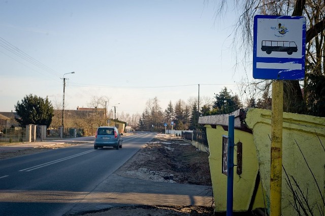 Autobus pojedzie trasą Świecie - Górne Gruczno - Parlin - Różanna - Gołuszyce - Pruszcz - Łowin (na zdjęciu) - Serock