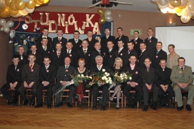 Klasa IV TMR-TB. Zespól Szkól Gorzów Śląski - studniówka 2009.