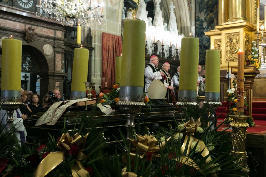 Kraków pożegnał księdza Bielańskiego. Msza święta odbyła się...