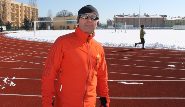 Piotr Kowalski jest biegaczem i szefem ŻTBS.