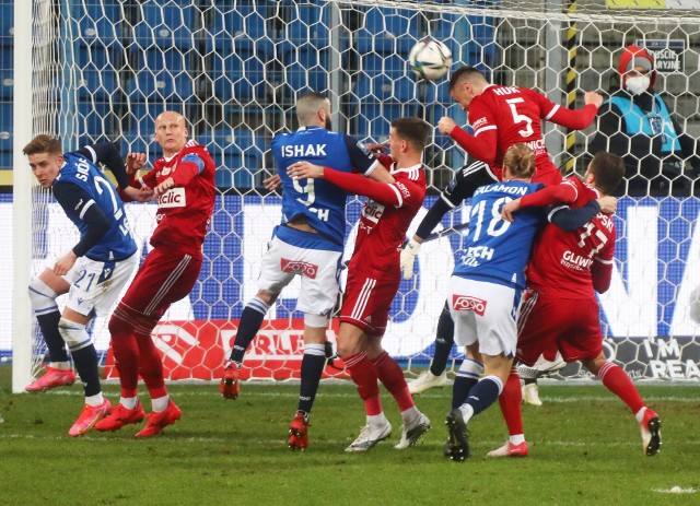 Lech Poznań - Piast Gliwice 0:0