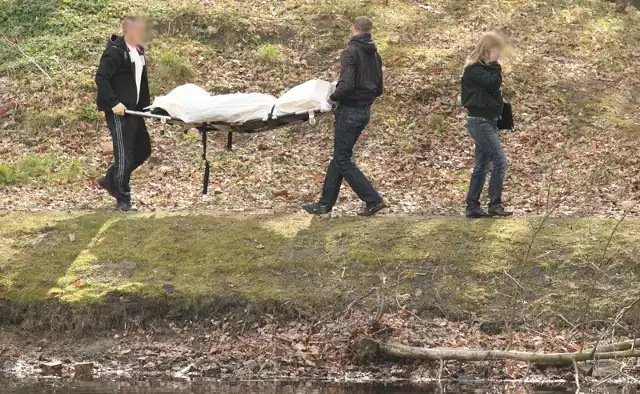 Ze stawku w słupskim parku wyłowiono ciało kobiety.
