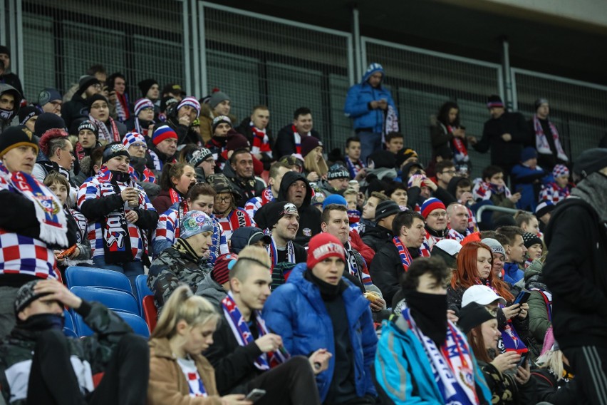 Górnik Zabrze – Wisła Kraków. Zobacz, jak bawili się kibice [ZDJĘCIA]