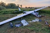 Rokitnica: Wypadek lotniczy pod Pruszczem Gdańskim. Obok ul. Słowackiego spadł szybowiec. Dwie osoby poszkodowane 14.09.2022