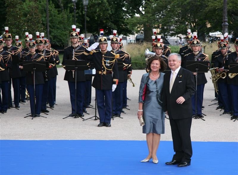 Para prezydencka Maria i Lech Kaczynscy zgineli w...